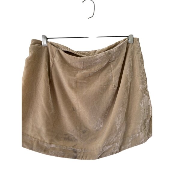 Free People Beige Velvet-Like Mini Skirt Size 6 - Picture 10 of 12